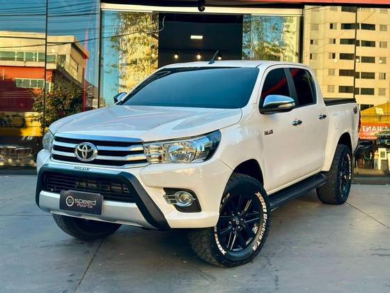 TOYOTA HILUX 2.8 POWER PACK 4X4 CD 16V DIESEL 4P MANUAL TOYOTA HILUX 2.8 POWER PACK 4X4 CD 16V DIESEL 4P MANUAL